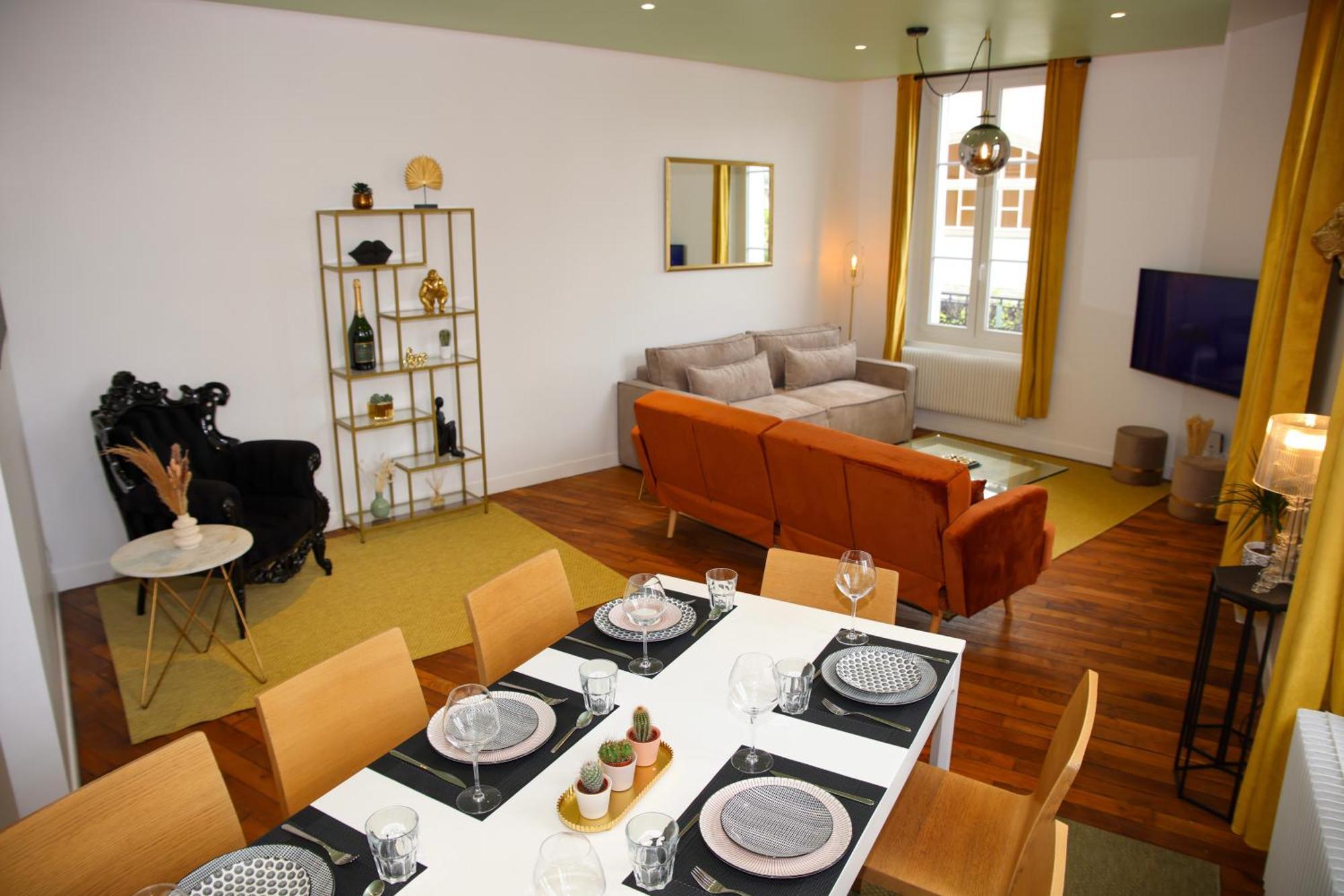 Au Coeur Du Boulingrin Apartment Reims Bagian luar foto